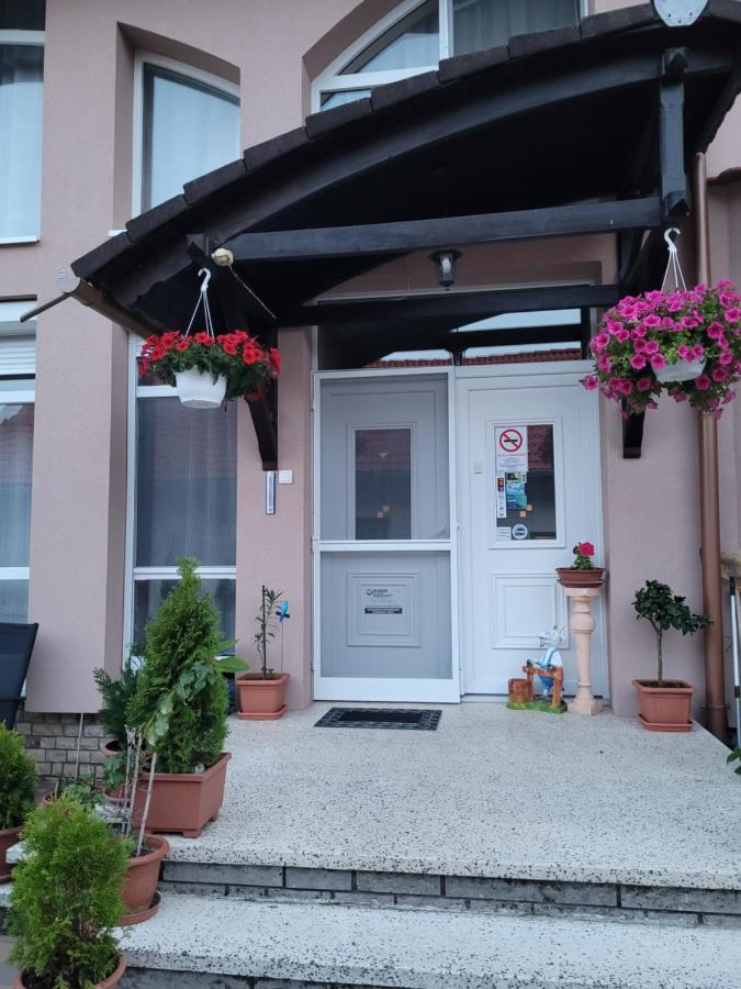 Hotel Anda Vendeghaz Harkány Exteriér fotografie